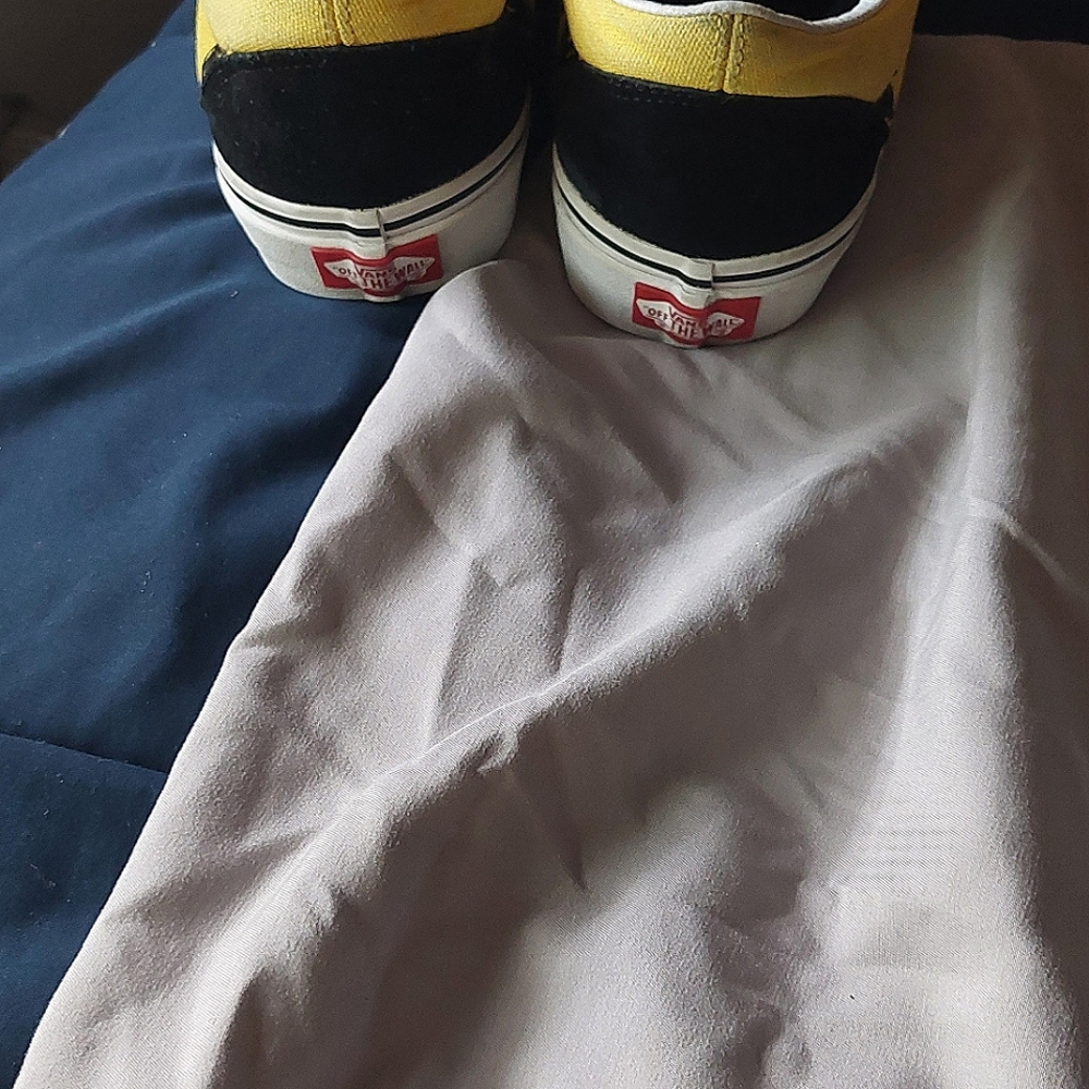 Charlie Brown shirt with charlie Brown Vans shoes